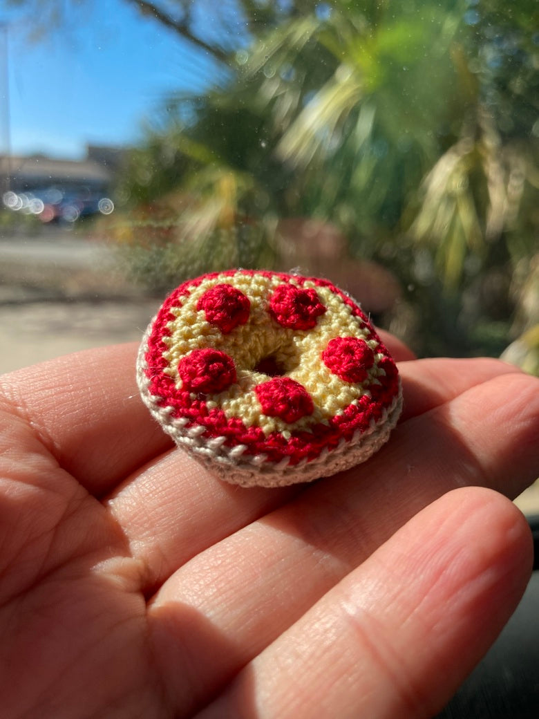 Mini Pizza Bagel Plushie